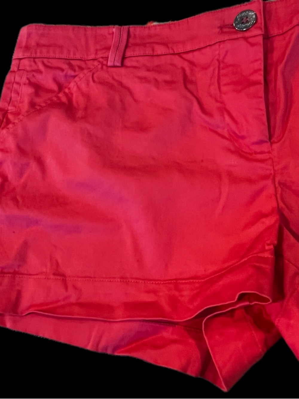 Guess High-Waist Coral Chino Shorts with a Floral Waistband - Picture 3 of 11